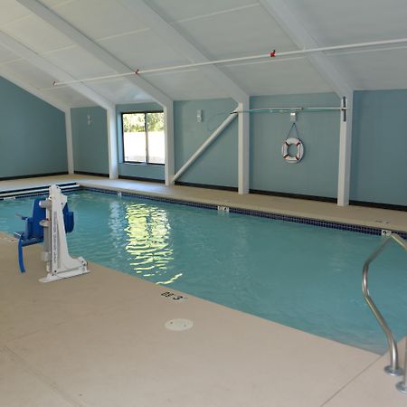 Holiday Inn Express & Suites Waterville - North By Ihg Εξωτερικό φωτογραφία