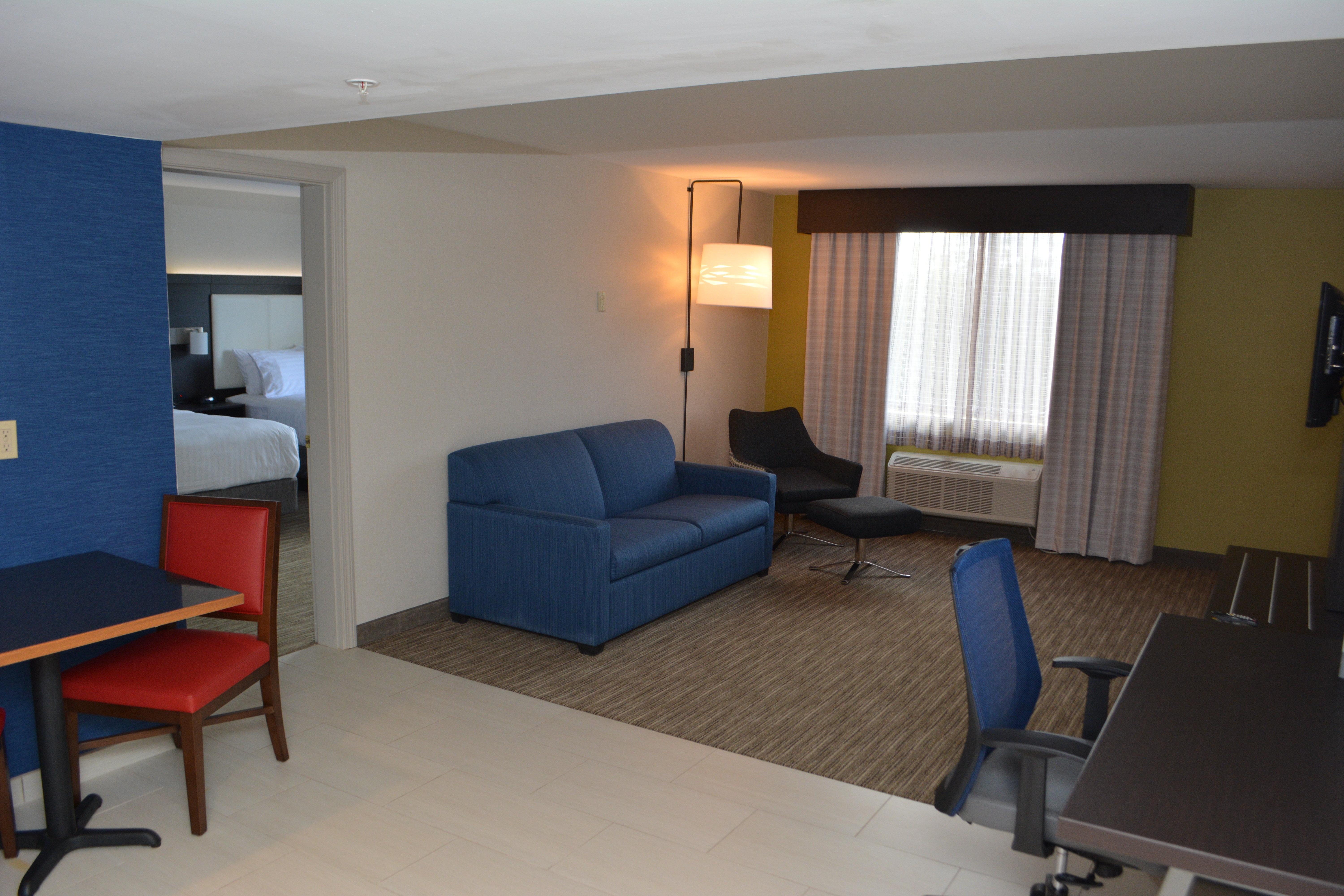 Holiday Inn Express & Suites Waterville - North By Ihg Εξωτερικό φωτογραφία