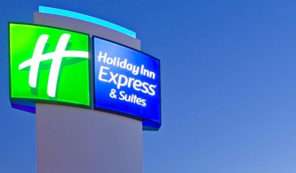 Holiday Inn Express & Suites Waterville - North By Ihg Εξωτερικό φωτογραφία