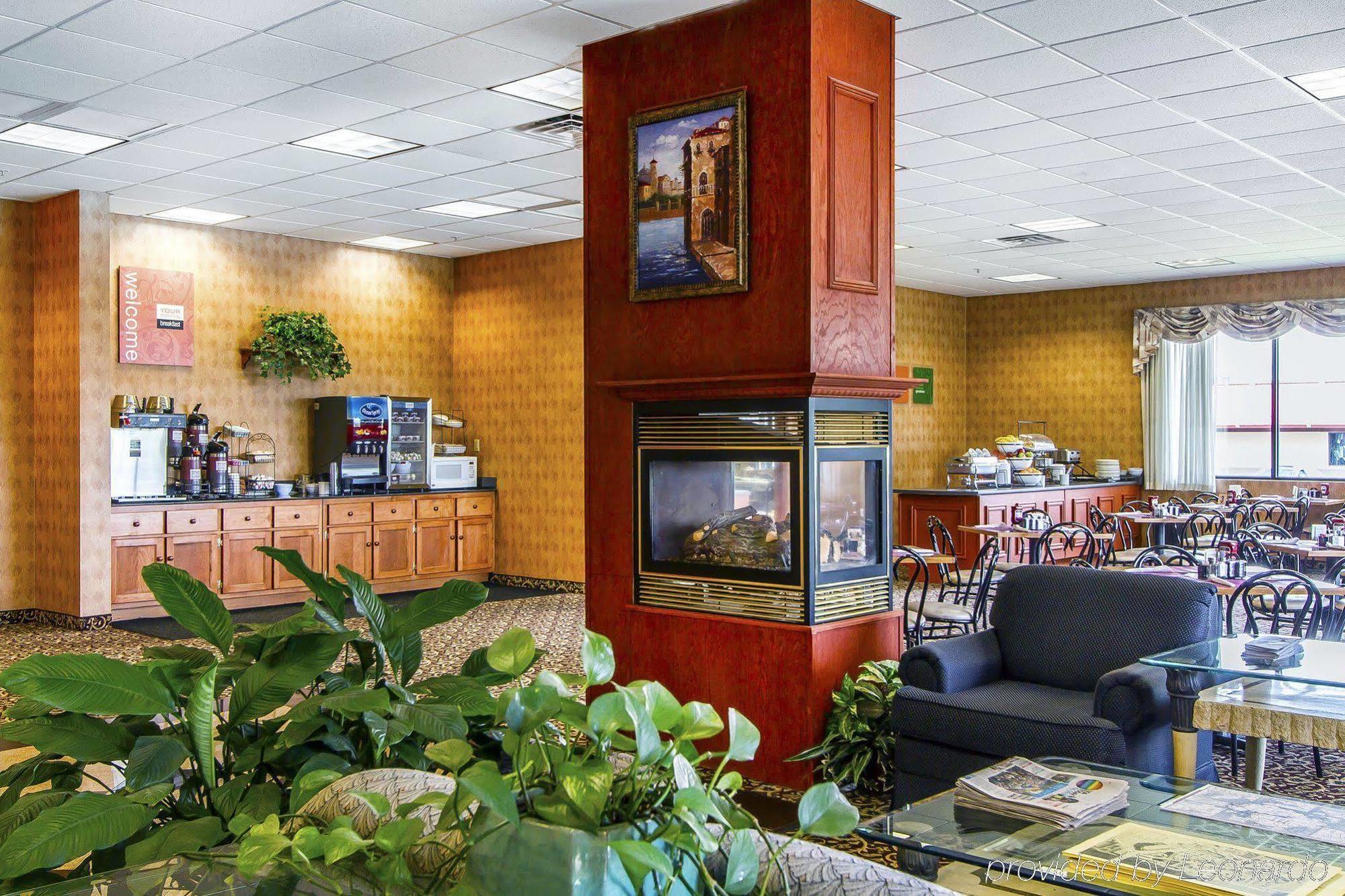 Holiday Inn Express & Suites Waterville - North By Ihg Εξωτερικό φωτογραφία