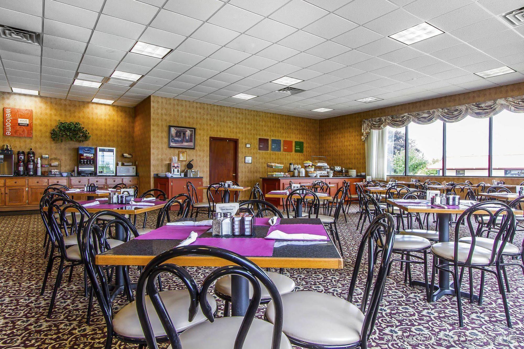 Holiday Inn Express & Suites Waterville - North By Ihg Εξωτερικό φωτογραφία
