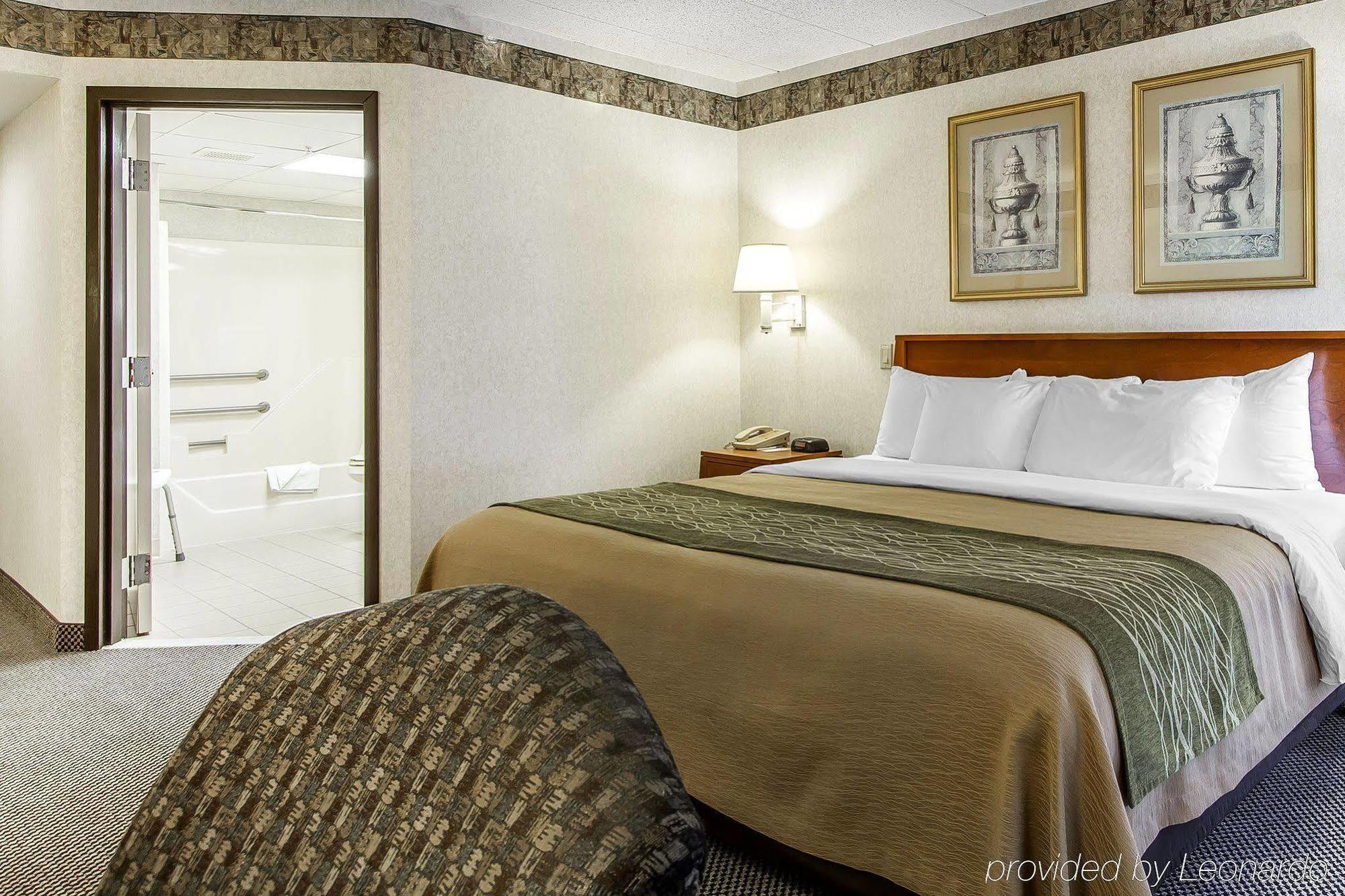 Holiday Inn Express & Suites Waterville - North By Ihg Εξωτερικό φωτογραφία