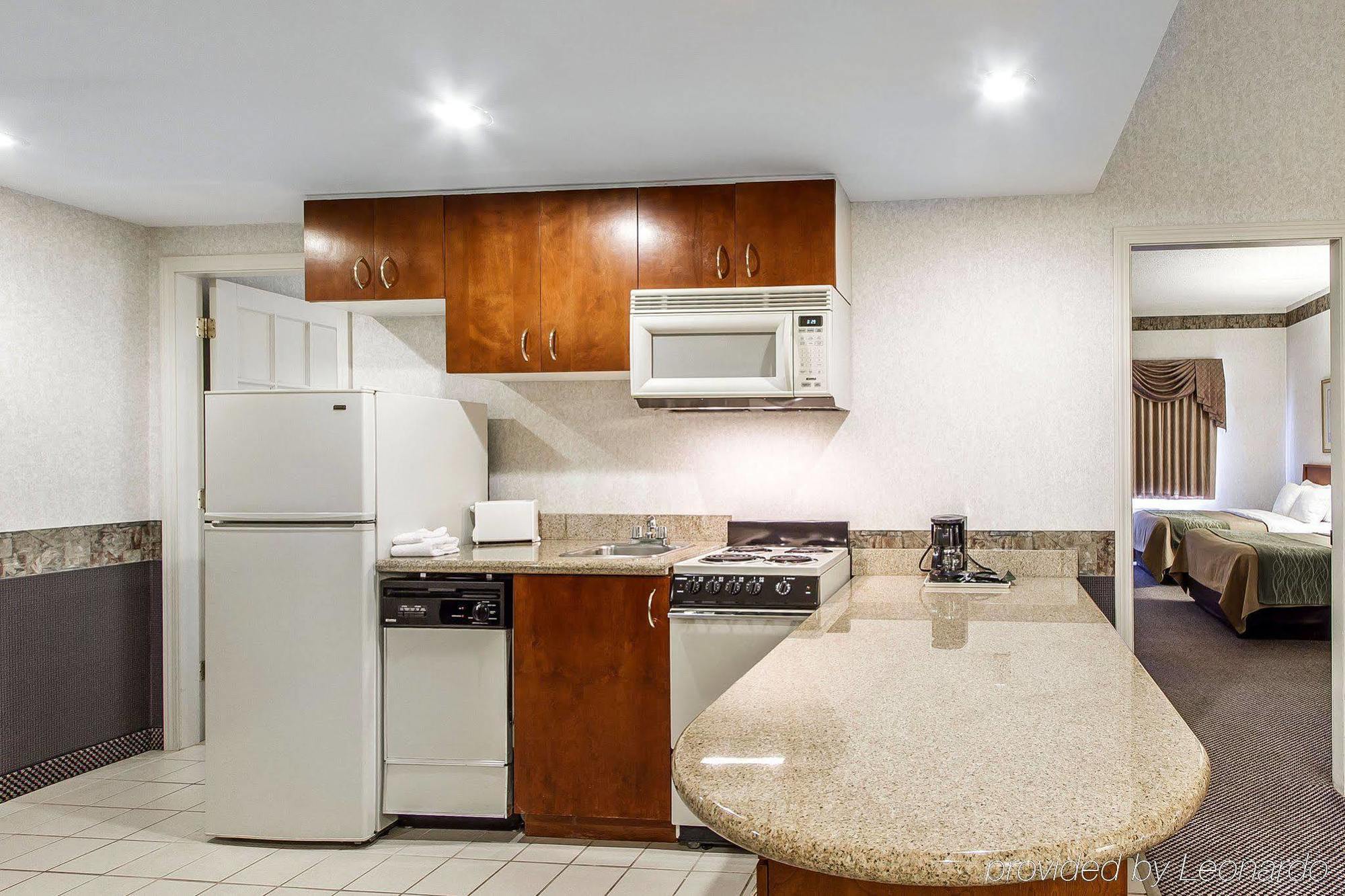 Holiday Inn Express & Suites Waterville - North By Ihg Εξωτερικό φωτογραφία