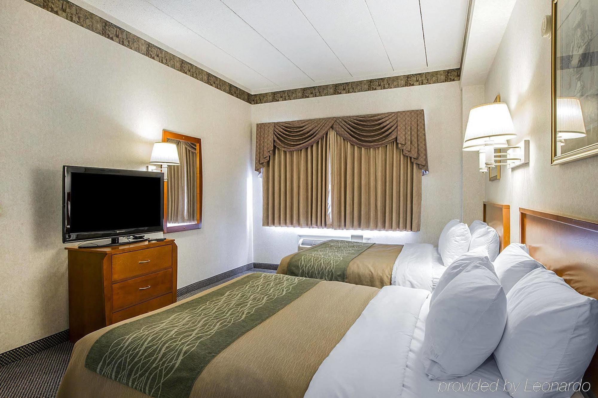 Holiday Inn Express & Suites Waterville - North By Ihg Εξωτερικό φωτογραφία